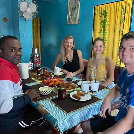 Save'S Homestay Nadi Exterior foto